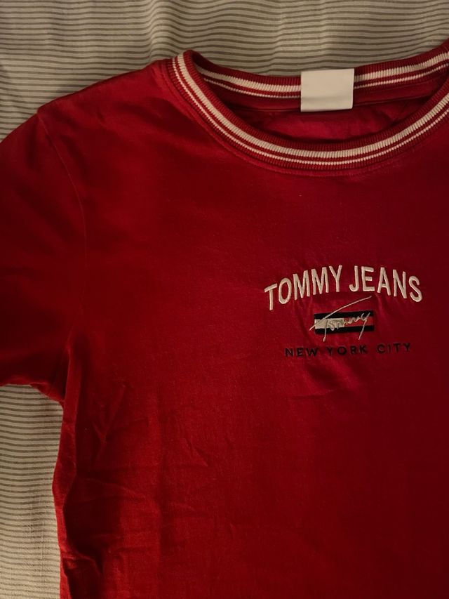 Camiseta Tommy Jeans roja - Talla S
