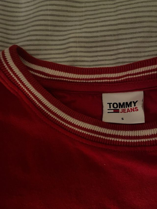 Camiseta Tommy Jeans roja - Talla S