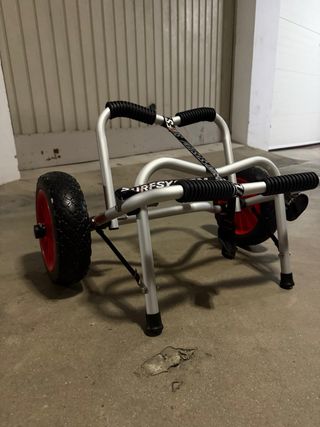 Kayak + Carro Transporte+ 3 chalecos y sus remos