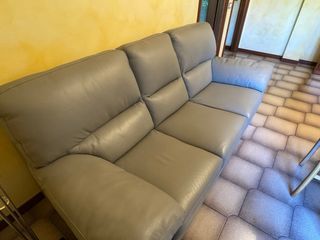 Divano pelle grigio 3 posti