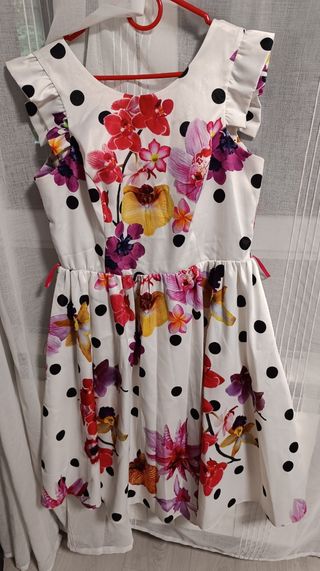 Vestido flores blanco lunares