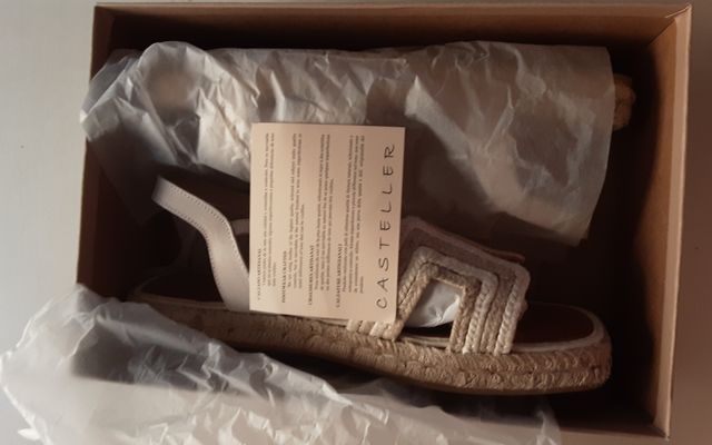 Sandali nuovi Casteller beige n.41