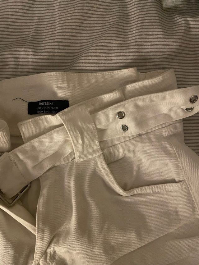 Shorts Bershka blancos