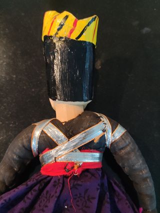 Marioneta títere hindú de madera y tela
