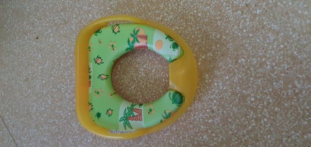 Asiento infantil inodoro - verde y amarillo