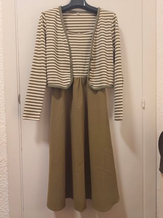 Vestido y cárdigan a rayas - verde oliva