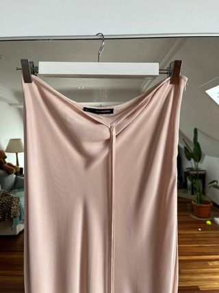 Falda midi Sfera rosa