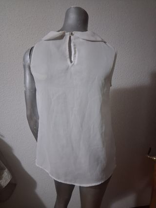 Blusa blanca lazo grande cuello