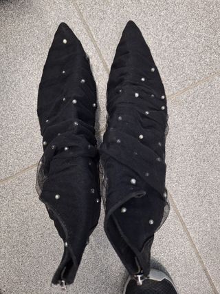 Botines negros mujer