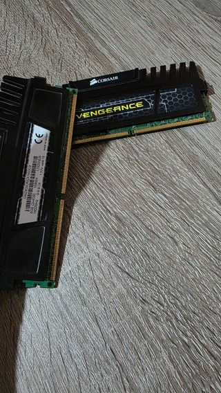 Ram 8GB DDR3 Corsair Vengeance 1600MHz CL9