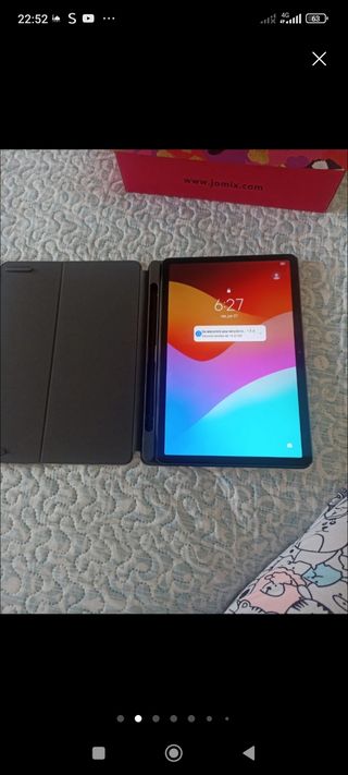 Tablet gris - Funda incluida