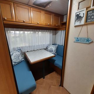 Caravana Hobby de luxe 430