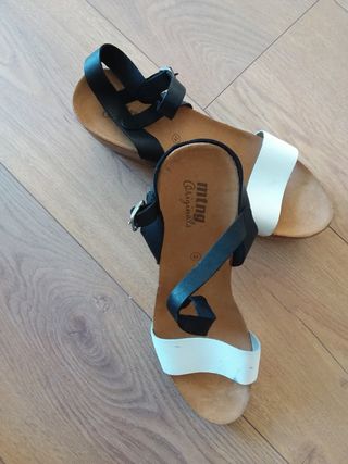 Sandalias de piel