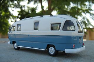 CAMPING CAR ORION 1973 1/43 IXO MOTORHOME Nuovo 