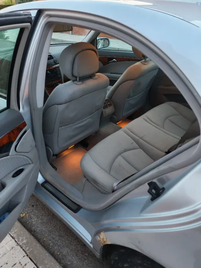 Mercedes-Benz Clase E 2005