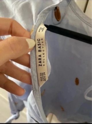 Blusa celeste bordada - lazo espalda