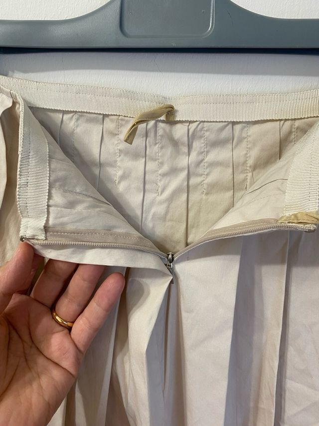 Gonna Prada beige a pieghe