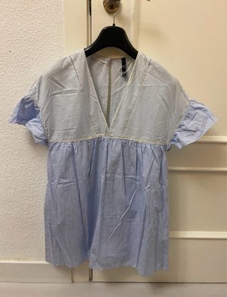 Vestido mono de rayas azul y blanco