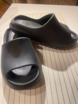 Adidas Yeezy Slides /original - Talla US 6,5