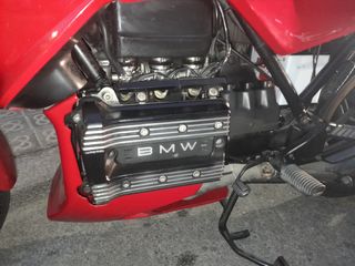 BMW K75 - Moto clásica roja