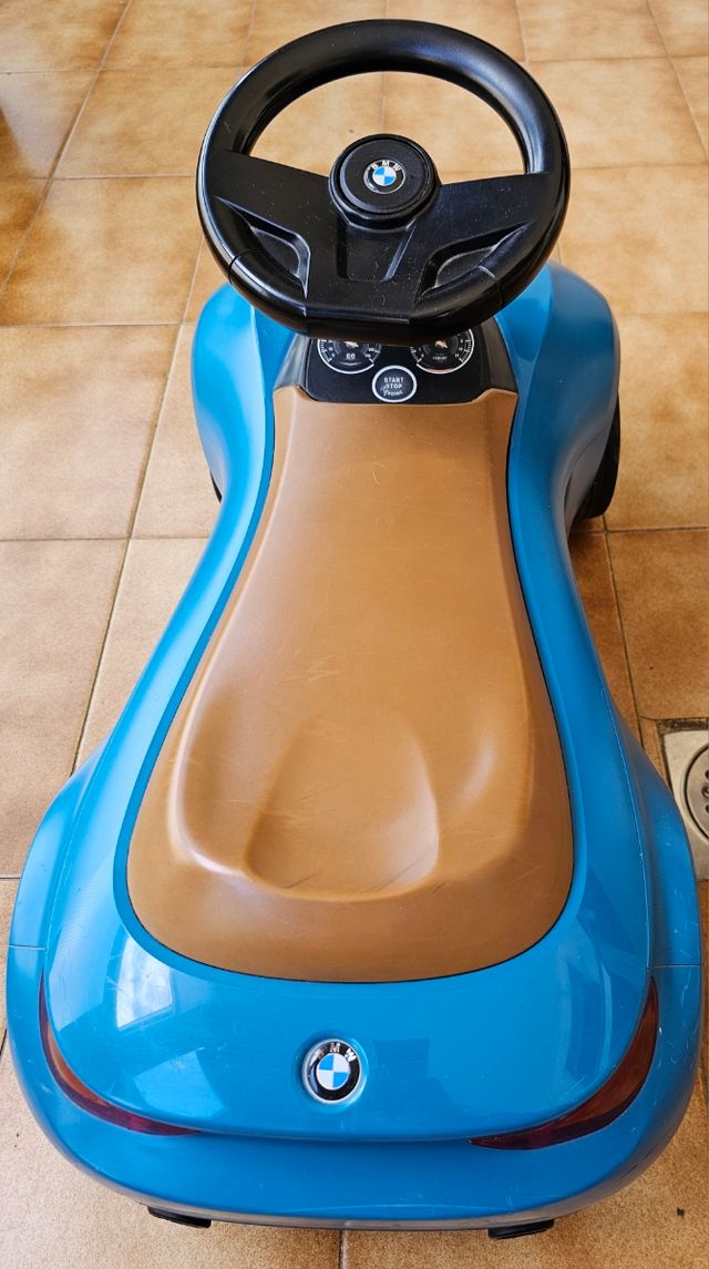 Correpasillos BMW infantil