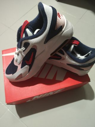 Nike Air Max Bolt - Talla 38