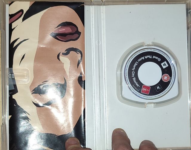 PSP Jogos: GTA Liberty City Stories + Pro Evolutio