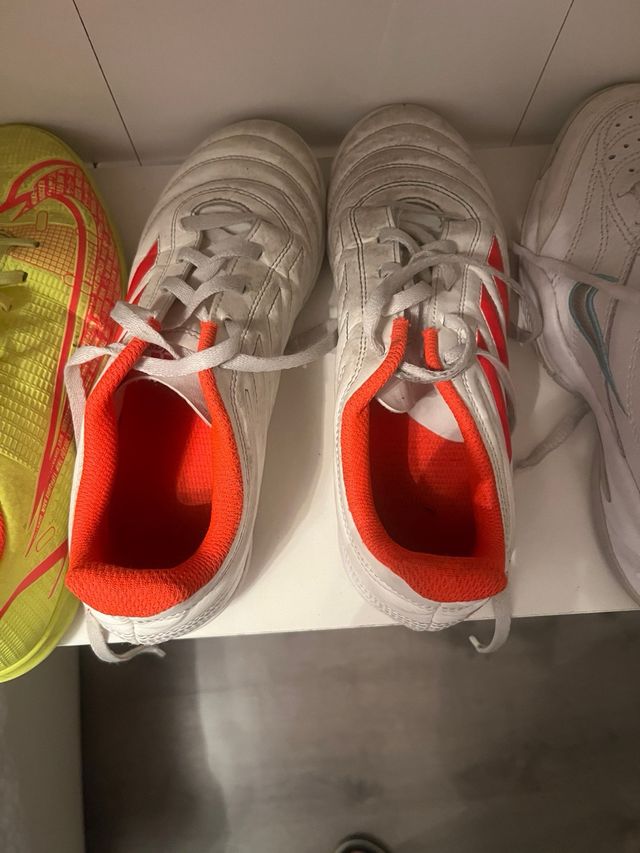 Zapatillas Nike fútbol sala - Rosa y Amarilla negr