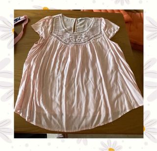 Blusa Mango rosa clara