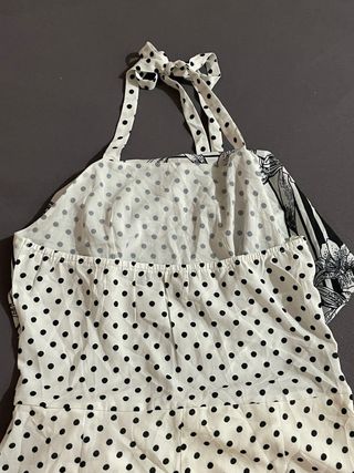 Tuta elegante bianco e nero