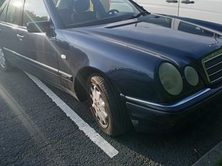 Mercedes-Benz Clase E 1999