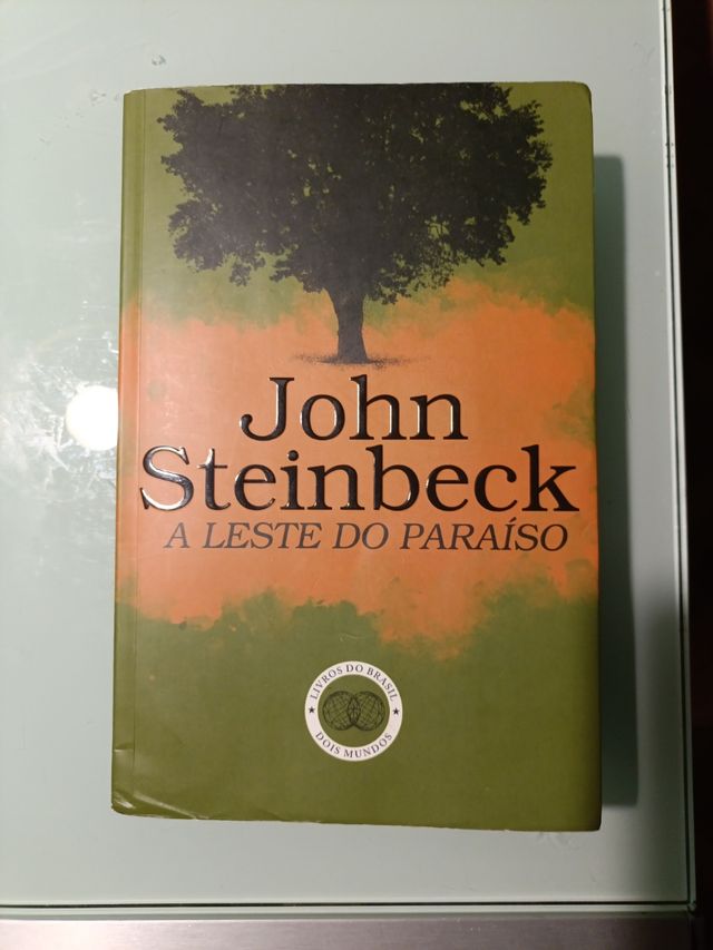 A Leste do Paraíso (Portuguese Edition)
