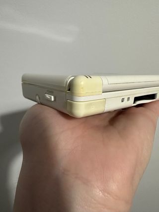 Nintendo DS lite