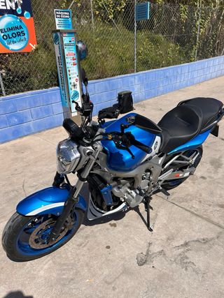 Yamaha FZ6 (2005) - Azul 37.452km