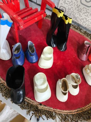 Muñeca años 70 u 80  + zapatos