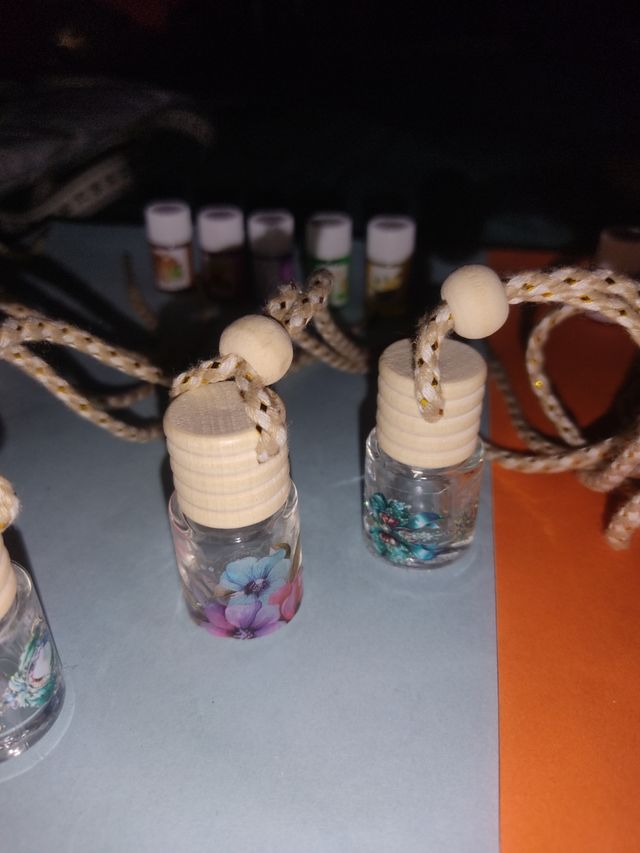 10 Ambientadores coche con diseños floreados 3€