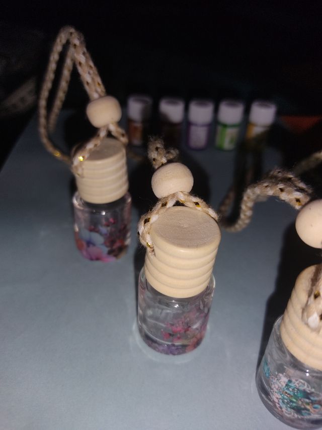 10 Ambientadores coche con diseños floreados 3€