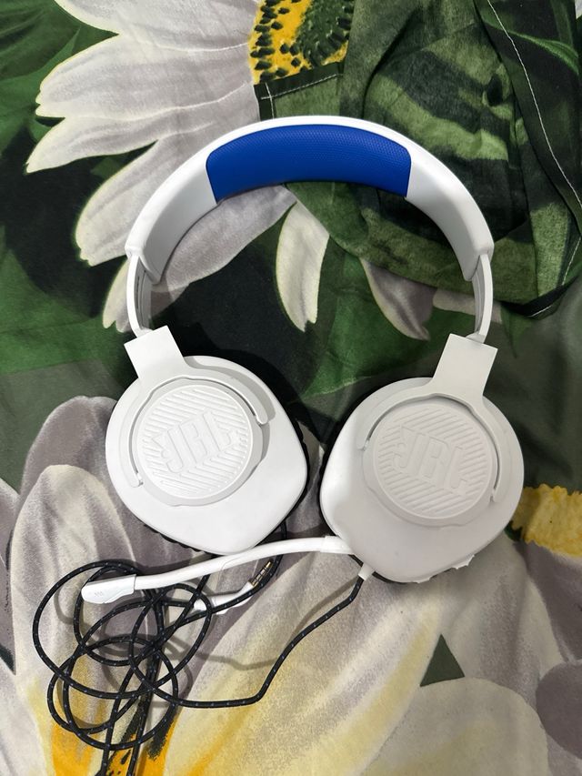 Auriculares JBL Quantum 100