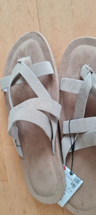 Sandalias hombre Zara nuevas sin estrenar 
