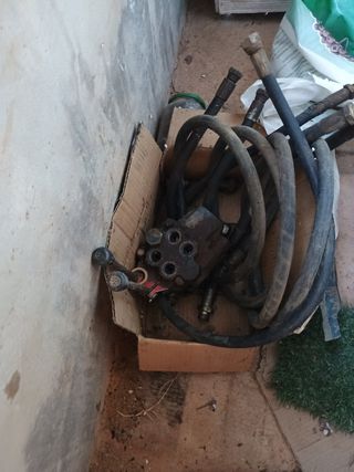 Pala león hidráulica usada