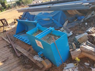 Pala león hidráulica usada