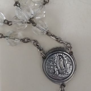 Rosario antiguo Lourdes, cristal