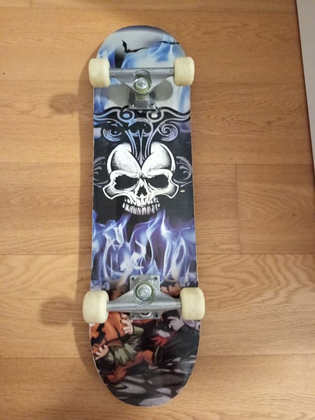 Skateboard Calavera