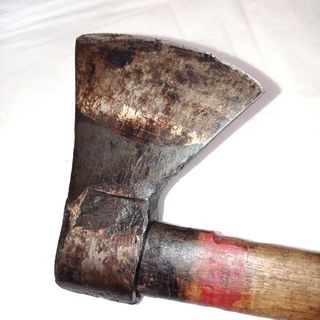 Hacha Antigua  de mano