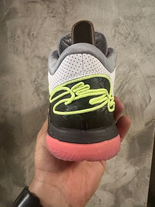 Nike LeBron XXII - Scarpe Bianche e Verdi