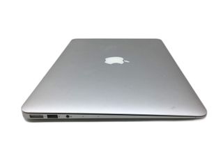 portatil apple apple macbook air core i5 1.8 13 (2017) (a1466)