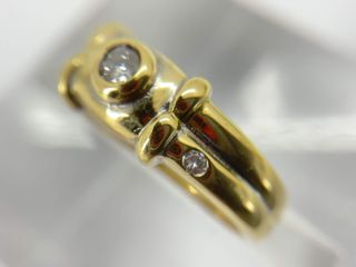 anillo oro 18k con piedra con diamante