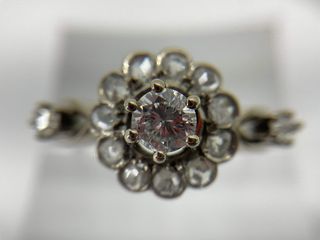 anillo oro 18k con piedra con diamante