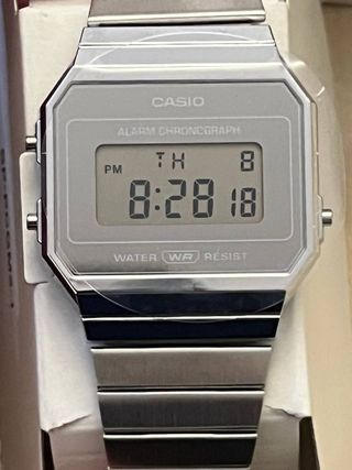 Reloj Casio Vintage plateado percintado 