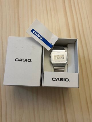 Reloj Casio Vintage plateado percintado 